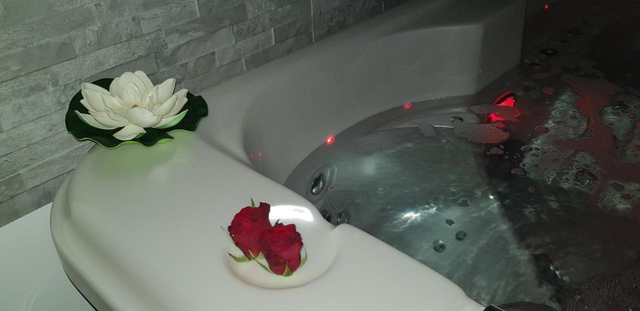 O Zen Suite Sanary-sur-Mer Ngoại thất bức ảnh